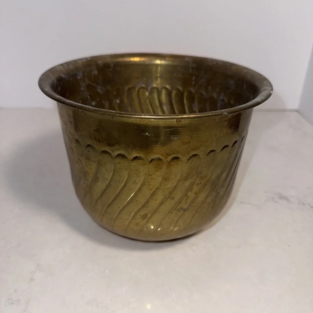 Brass Wavy Swirl Bowl Planter Made in India Vintage 7 1/2 Inch Wide 6 In Tall